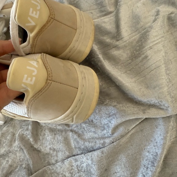 Veja Cream and White Mesh Sneakers - Picture 2 of 4